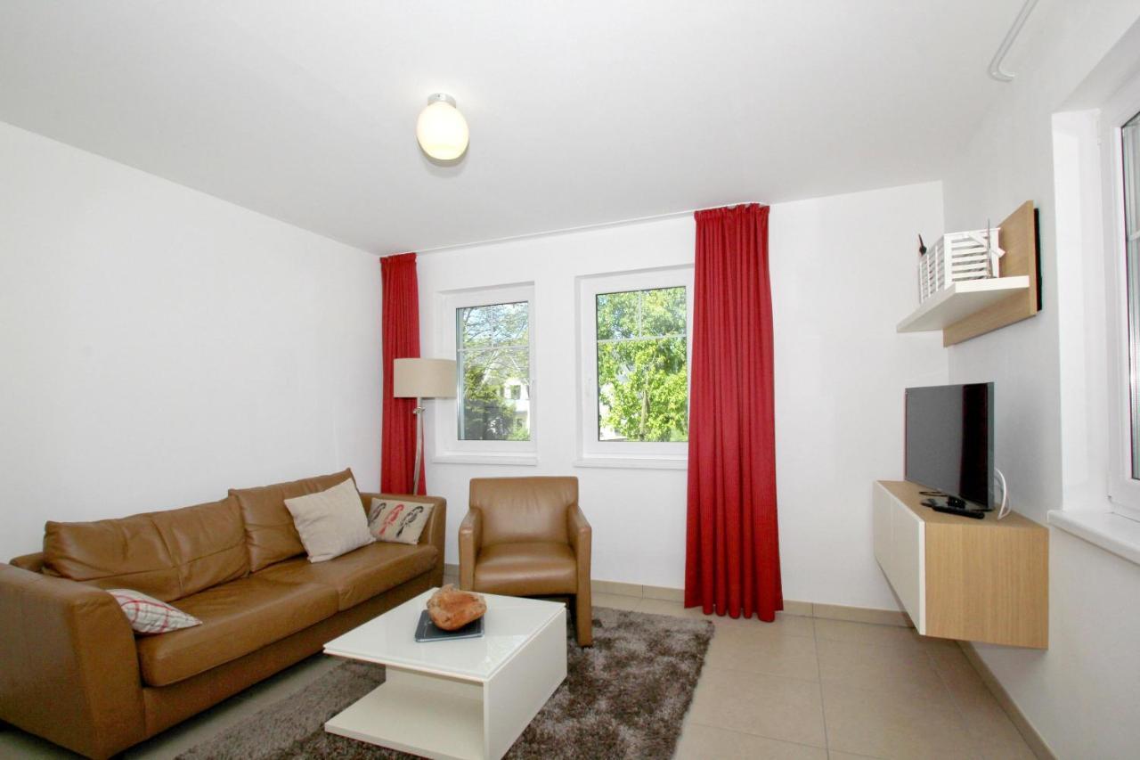 Strandnahe Fewo Mit Terrasse, Gratis Nutzung Vom Ahoi Erlebnisbad Und Sauna In Sellin - Rex Rugia Fewo 14-4 Lobbe Esterno foto